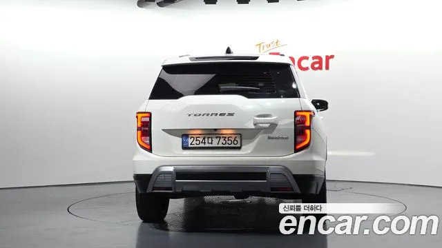 KGM Torres — Фото автомобиля 4