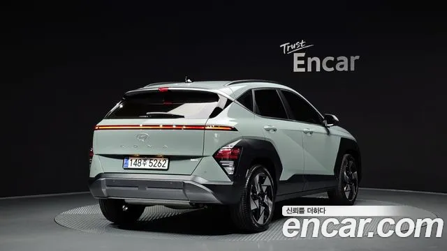 Hyundai Kona Kona (SX2) Бензин 1.6 Turbo 4WD — Фото автомобиля 2