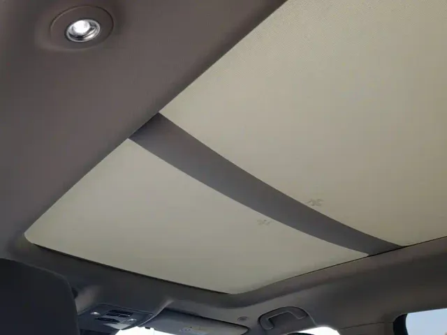BYD Hai Shi 07 DM-i — Фото автомобиля 17