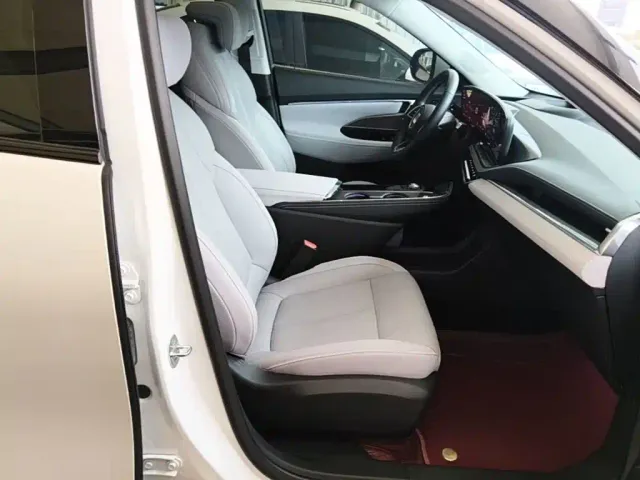 Buick E5 — Фото автомобиля 24