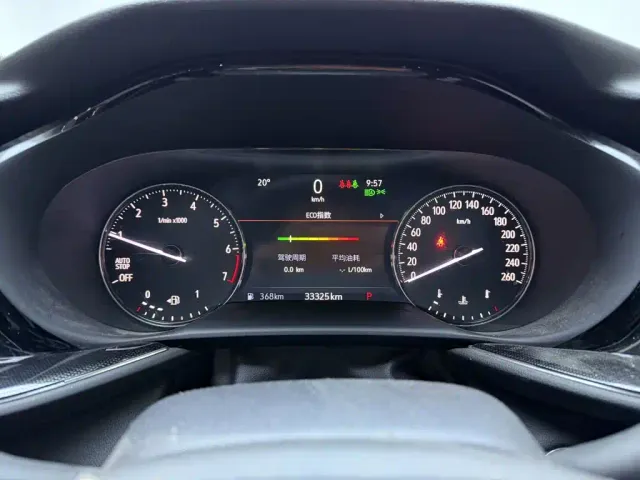 Buick Envision Plus — Фото автомобиля 16