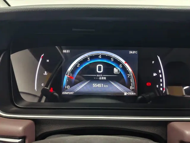 GAC Trumpchi M6 — Фото автомобиля 4
