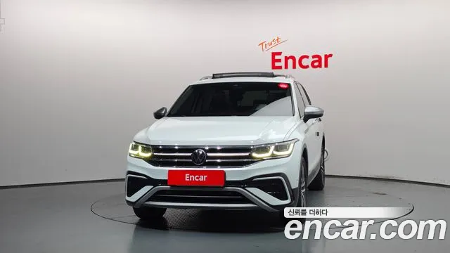 Volkswagen Tiguan — Фото автомобиля 3