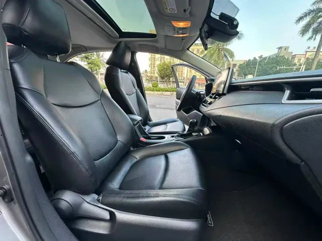 Toyota Corolla — Фото автомобиля 9