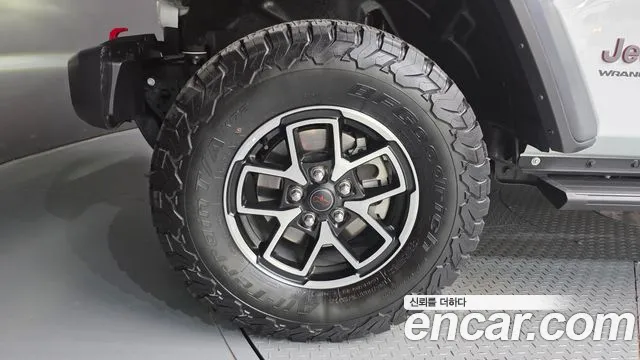 Jeep Wrangler JL — Фото автомобиля 5