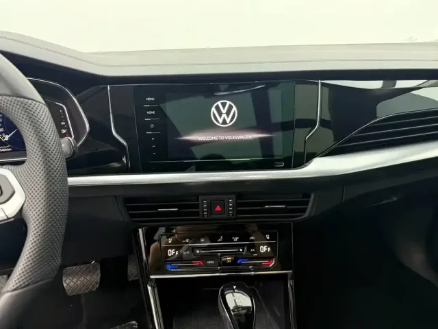Volkswagen Passat — Фото автомобиля 9
