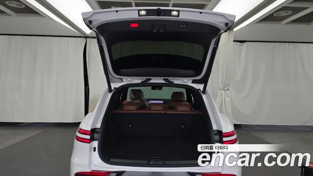 Genesis GV70 2.5T Бензин AWD — Фото автомобиля 19