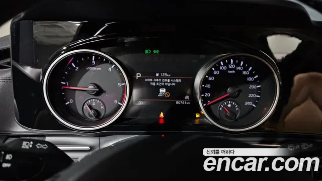 Kia Canival Carnival 4 поколение Дизель 9 мест Prestige — Фото автомобиля 8