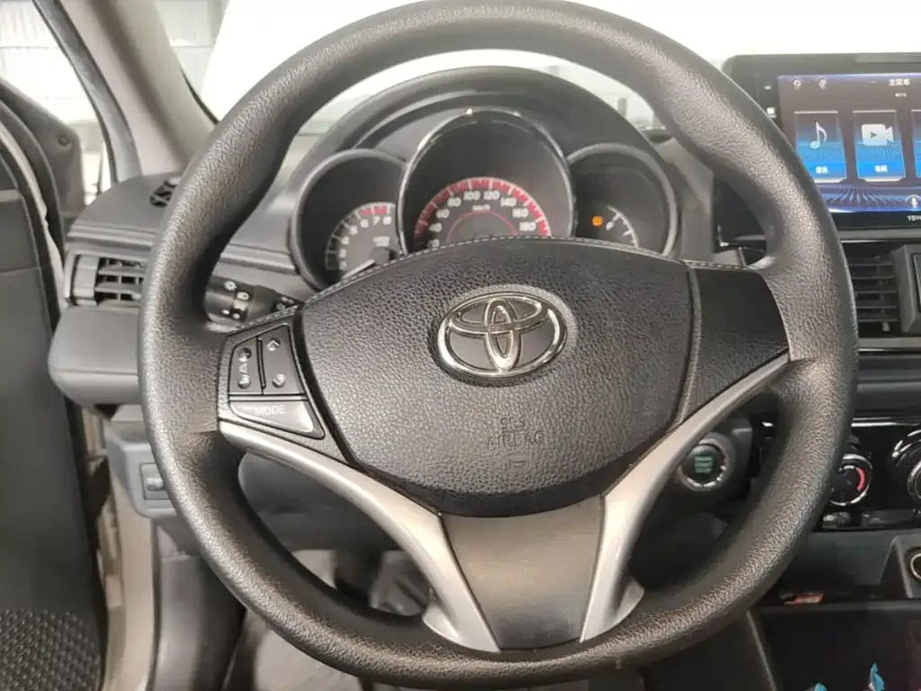 Toyota Vios 2022 1.5L 20th Anniversary Edition — Фото автомобиля 10