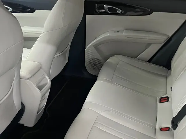 Geely Starry Wish — Фото автомобиля 10