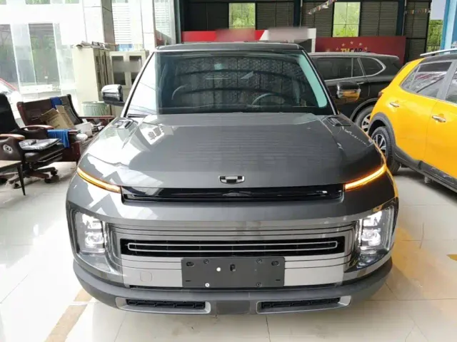Geely ICON — Фото автомобиля 2