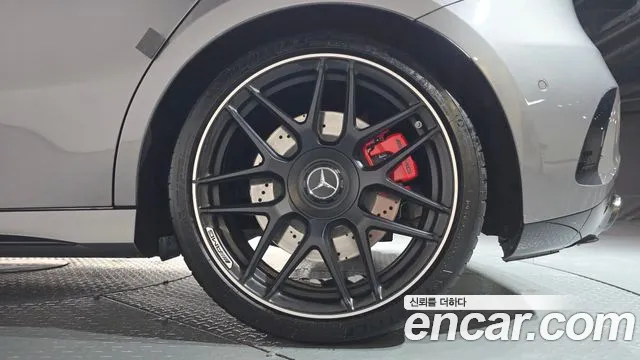 Mercedes-Benz A-Class — Фото автомобиля 15