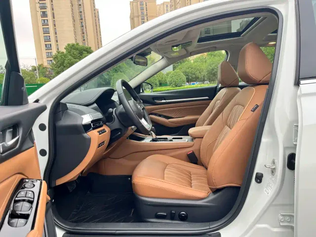 Nissan Teana — Фото автомобиля 11