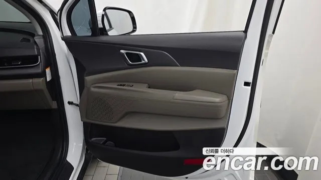 Kia Carnival 4th Gen — Фото автомобиля 14