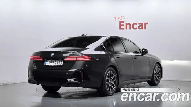 BMW 5 Series G60 — Фото автомобиля 2