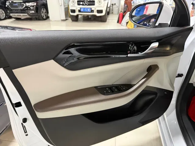 BYD Qin PLUS — Фото автомобиля 3