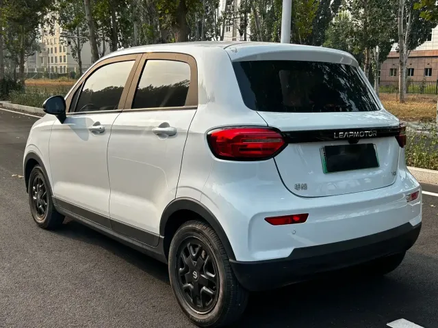 Leapmotor Leapmotor T03 2025 Model 310 Comfort Edition — Фото автомобиля 6