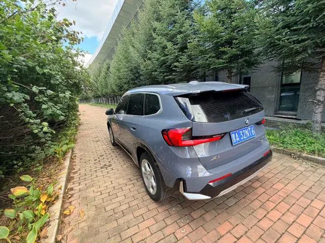 BMW X1 — Фото автомобиля 4
