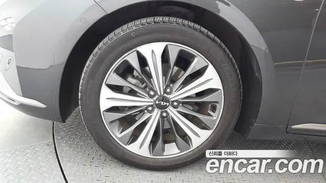 Kia K8 Hybrid — Фото автомобиля 5