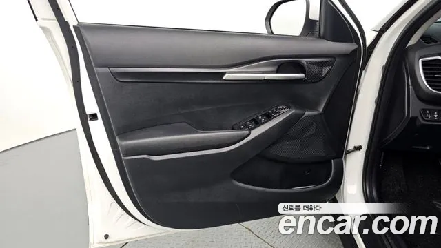 Kia Seltos Бензин 1.6 турбо 2WD — Фото автомобиля 24