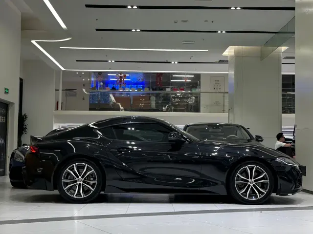 Toyota Supra — Фото автомобиля 5