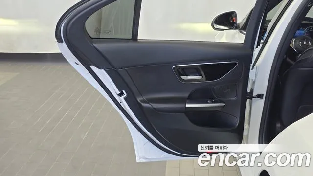 Mercedes-Benz C-Class W206 — Фото автомобиля 14