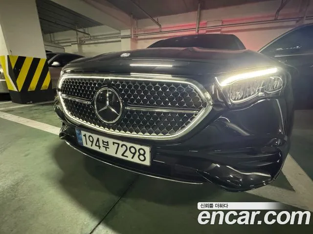 Mercedes-Benz E-Class — Фото автомобиля 19