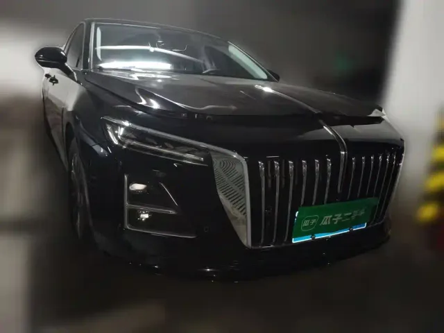Hongqi H5 — Фото автомобиля 3