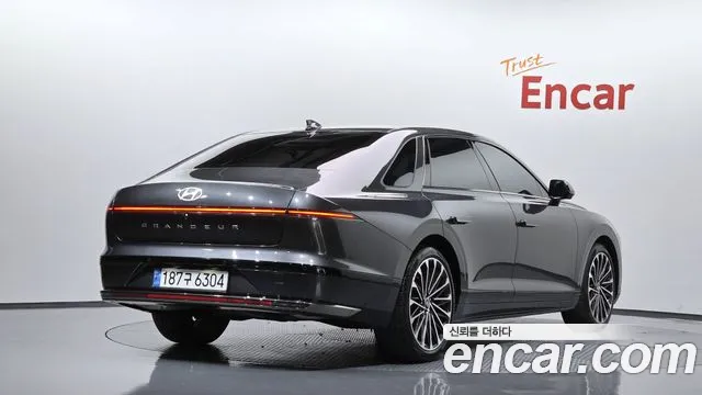 Hyundai Grandeur GN7 — Фото автомобиля 2
