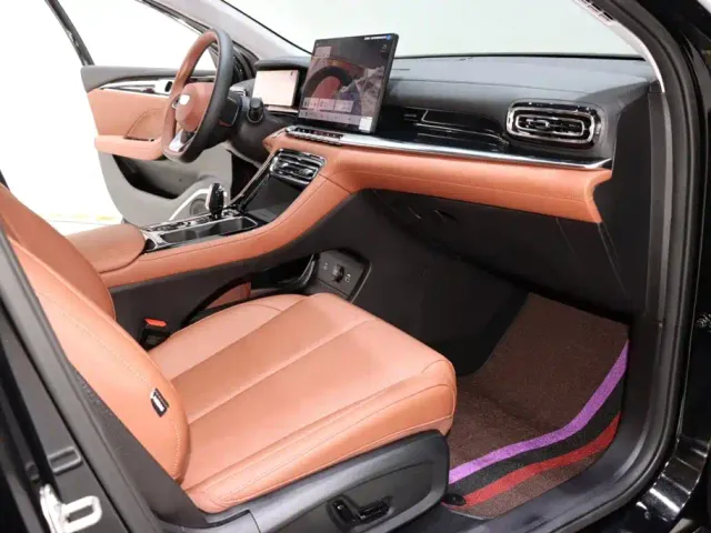 Geely Emgrand — Фото автомобиля 7