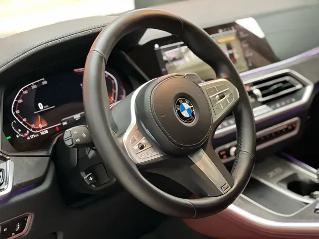 BMW X5 — Фото автомобиля 7
