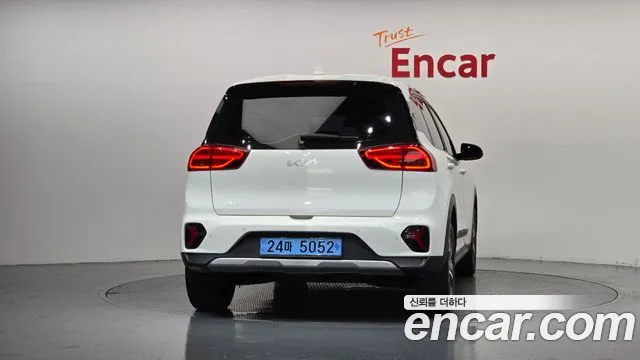 Kia Niro Niro Plus Air — Фото автомобиля 4