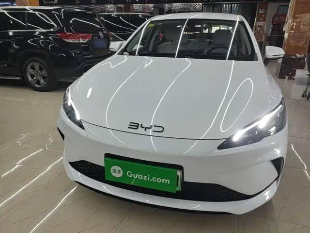 BYD Seal 05 DM-i — Фото автомобиля 2