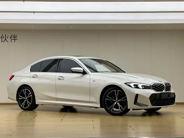 BMW 3 Series — Фото автомобиля 3