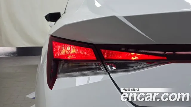 Hyundai Avante CN7 — Фото автомобиля 8