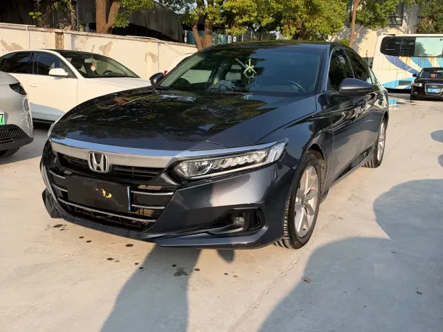 Фотография автомобиля — Honda Accord
