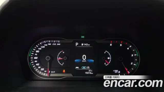 Hyundai Tucson Tucson (NX4) Дизель 2.0 2WD — Фото автомобиля 8