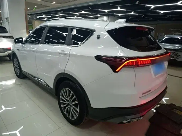 Jetour X70 Plus — Фото автомобиля 4