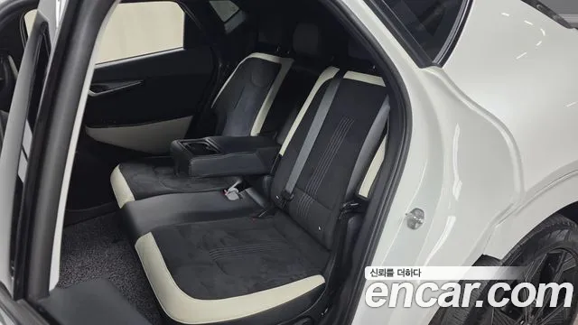 Kia EV6 — Фото автомобиля 11