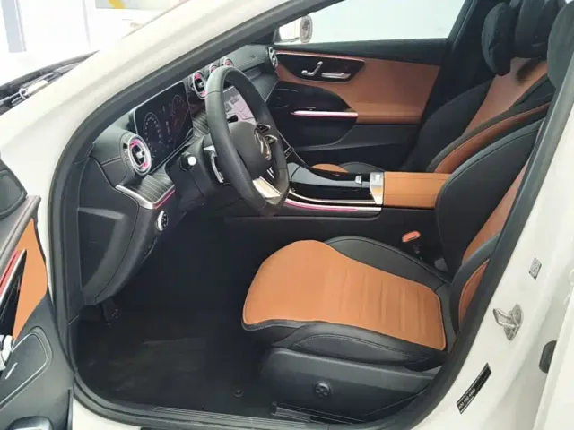 Mercedes-Benz C-Class — Фото автомобиля 14