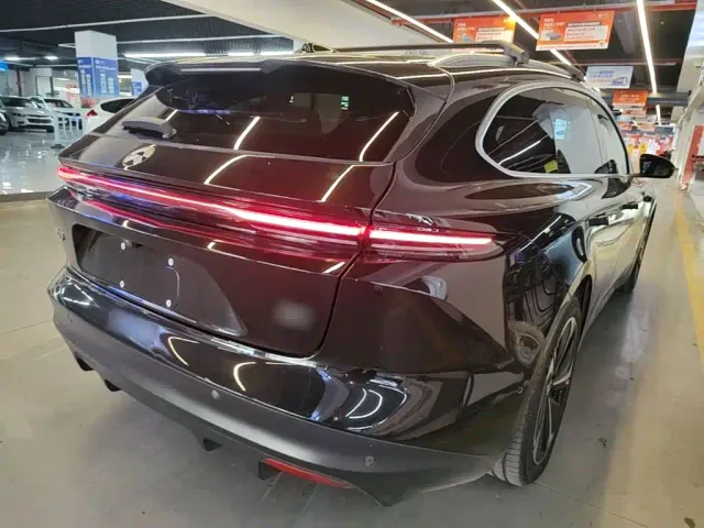 Nio ET5 Touring — Фото автомобиля 6
