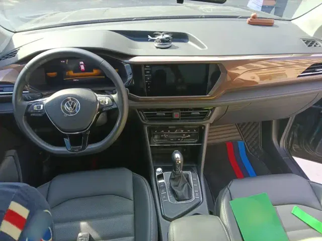 Volkswagen Tharu — Фото автомобиля 5