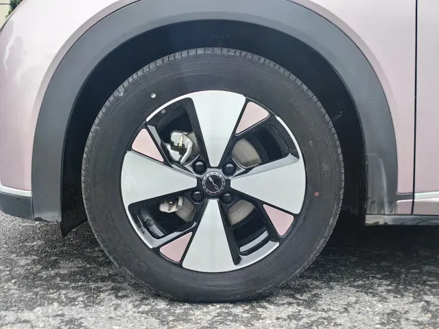 BYD Dolphin — Фото автомобиля 9