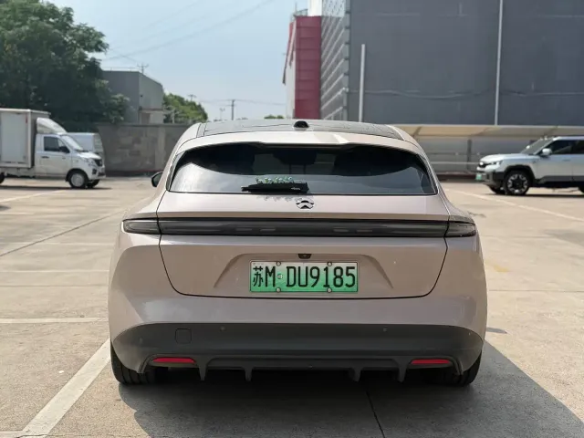 Nio ET5 Touring — Фото автомобиля 14