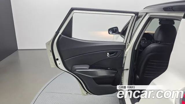 KGM Tivoli Very New — Фото автомобиля 14