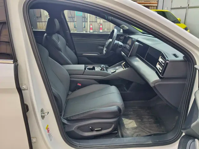 BYD Qin L — Фото автомобиля 15