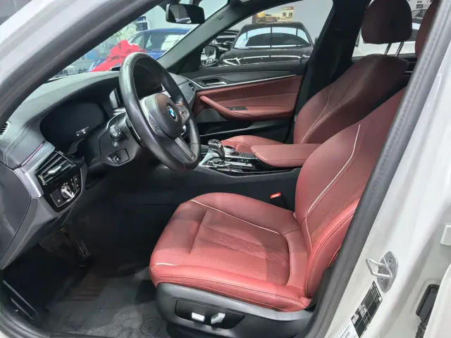 BMW 5 Series — Фото автомобиля 5