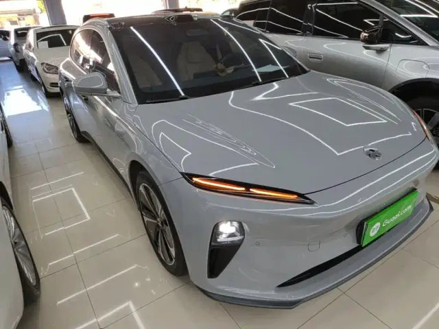 Nio ET5 Touring — Фото автомобиля 3