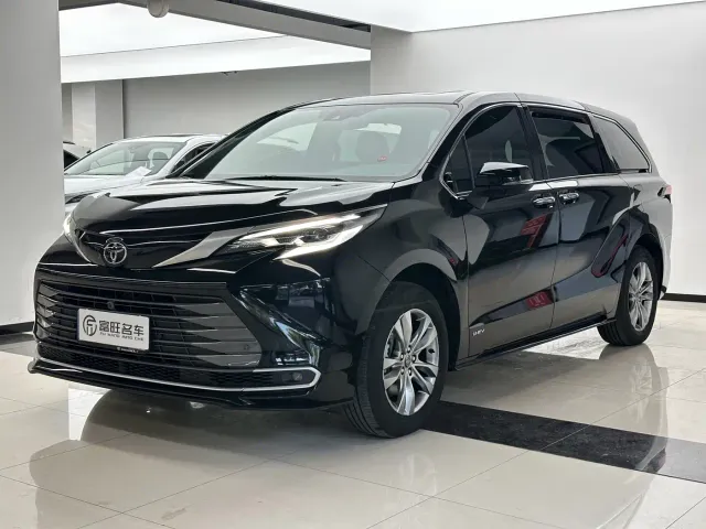 Фотография автомобиля — Toyota Sienna