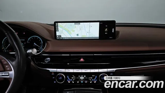 Genesis G80 Бензин 3.5 турбо AWD — Фото автомобиля 10